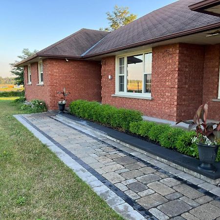 Bowmanville Event Place エクステリア 写真