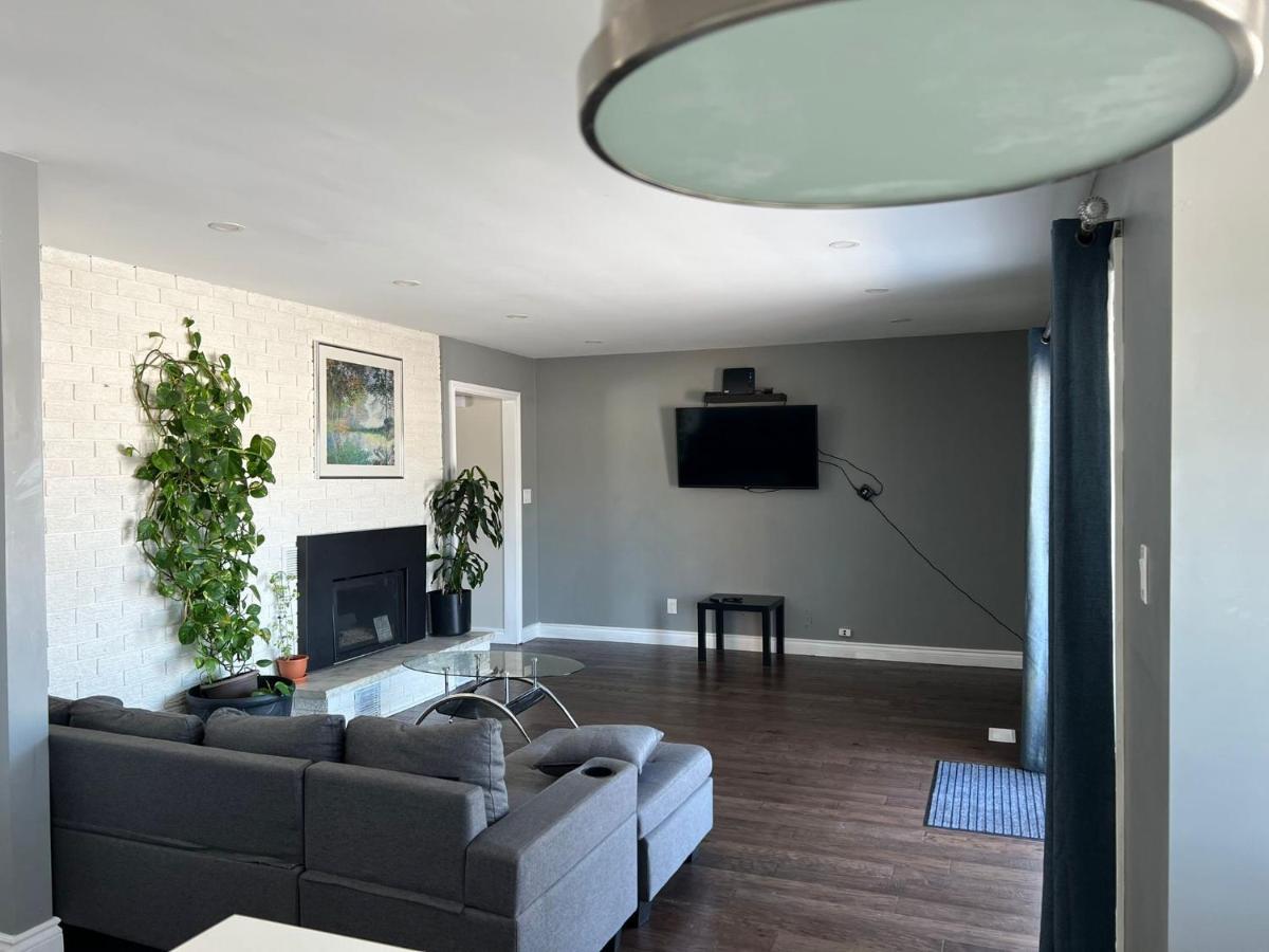 Bowmanville Event Place エクステリア 写真