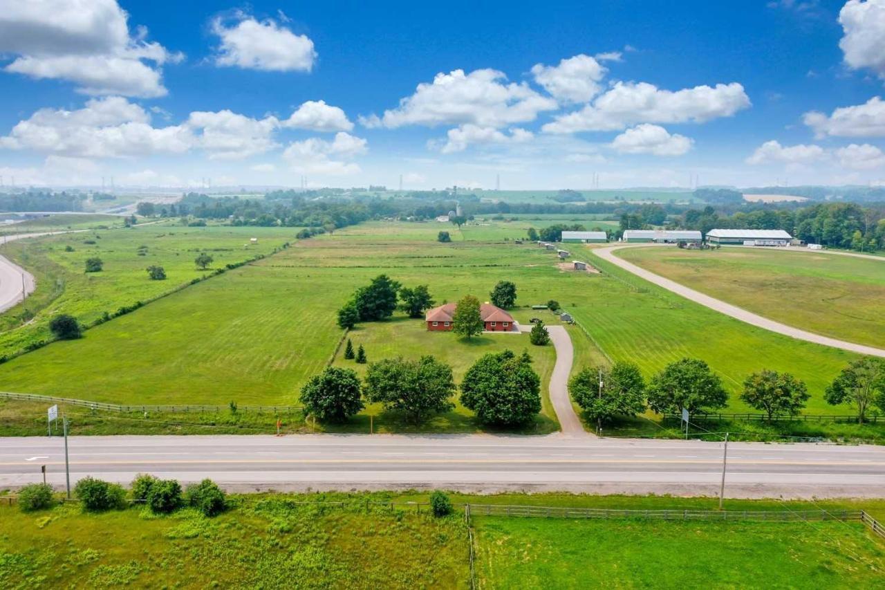 Bowmanville Event Place エクステリア 写真