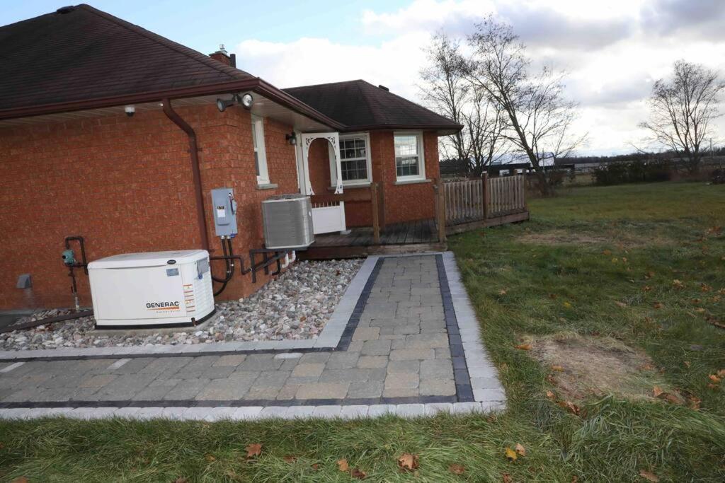Bowmanville Event Place エクステリア 写真