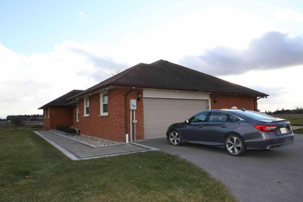 Bowmanville Event Place エクステリア 写真