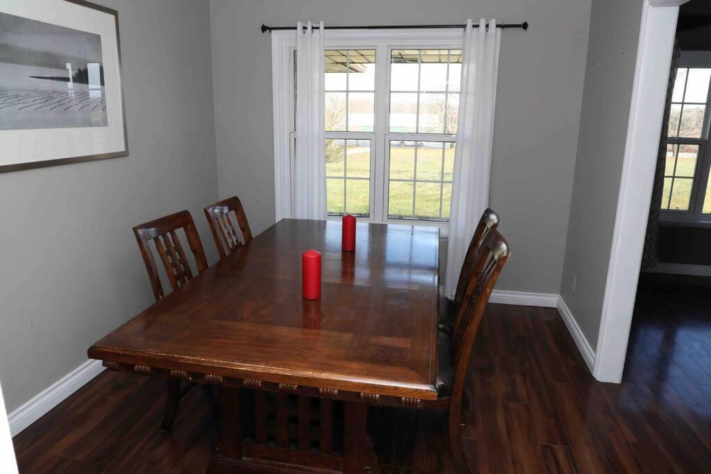 Bowmanville Event Place エクステリア 写真