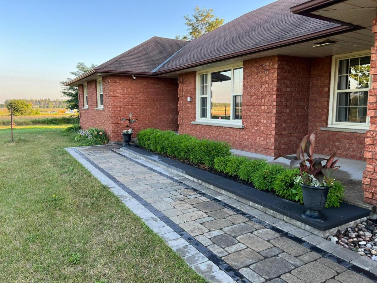 Bowmanville Event Place エクステリア 写真