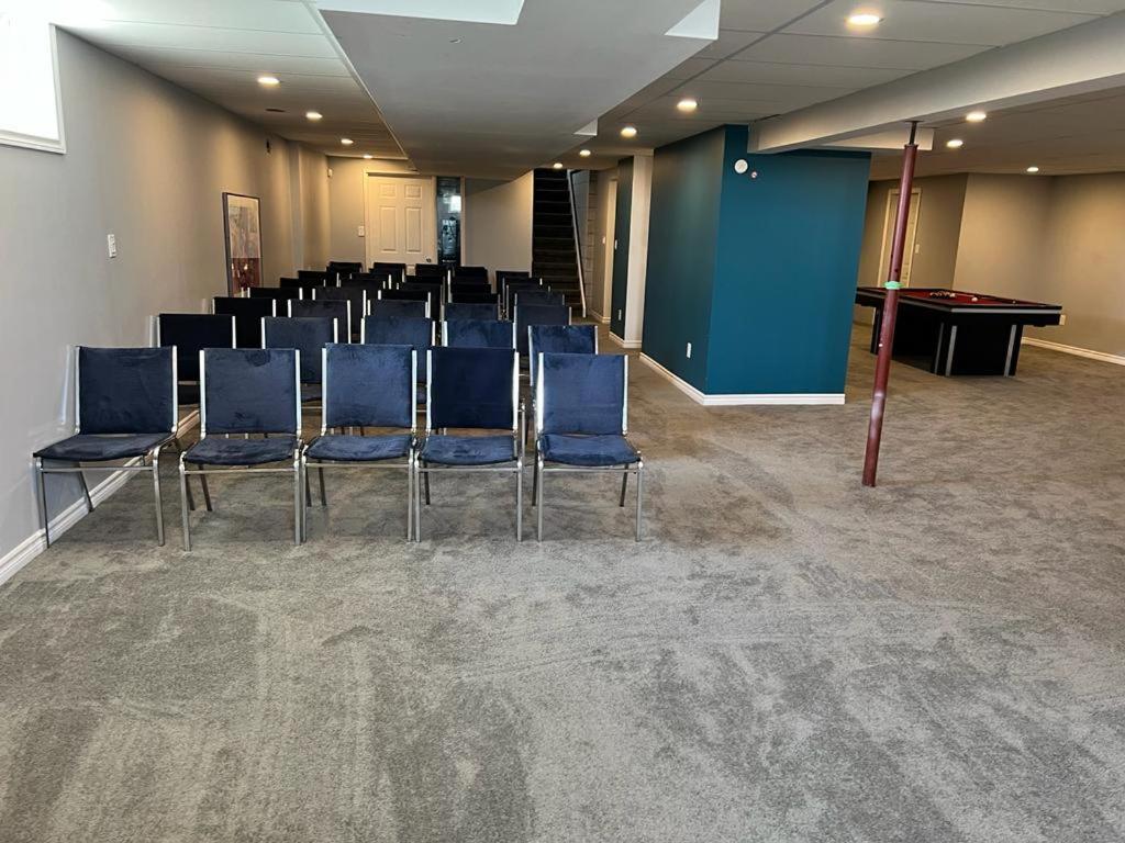 Bowmanville Event Place エクステリア 写真